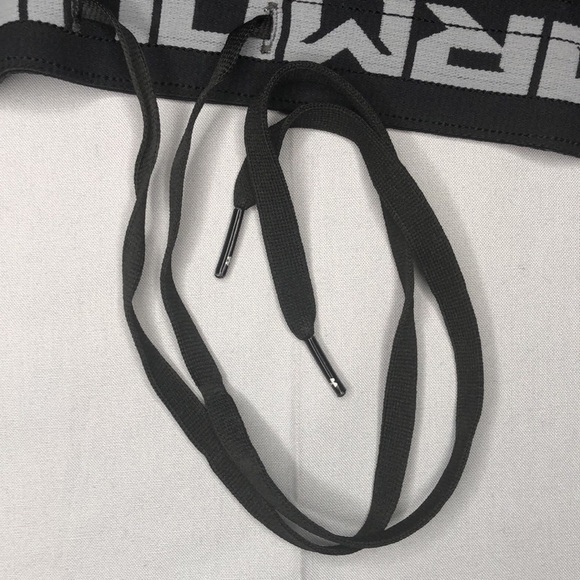 Under Armour Woven Camo Print Training Mens Active Shorts - Picture 6 of 8